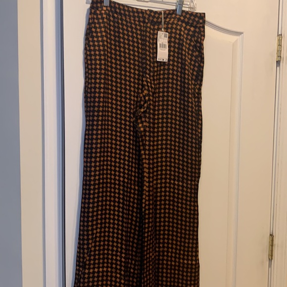 Satin effect pant - Picture 2 of 3